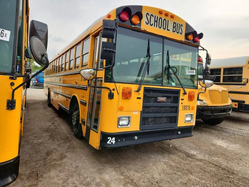 2011 THOMABUSES BUS VIN 1T88T4E24B1136056 фото 4