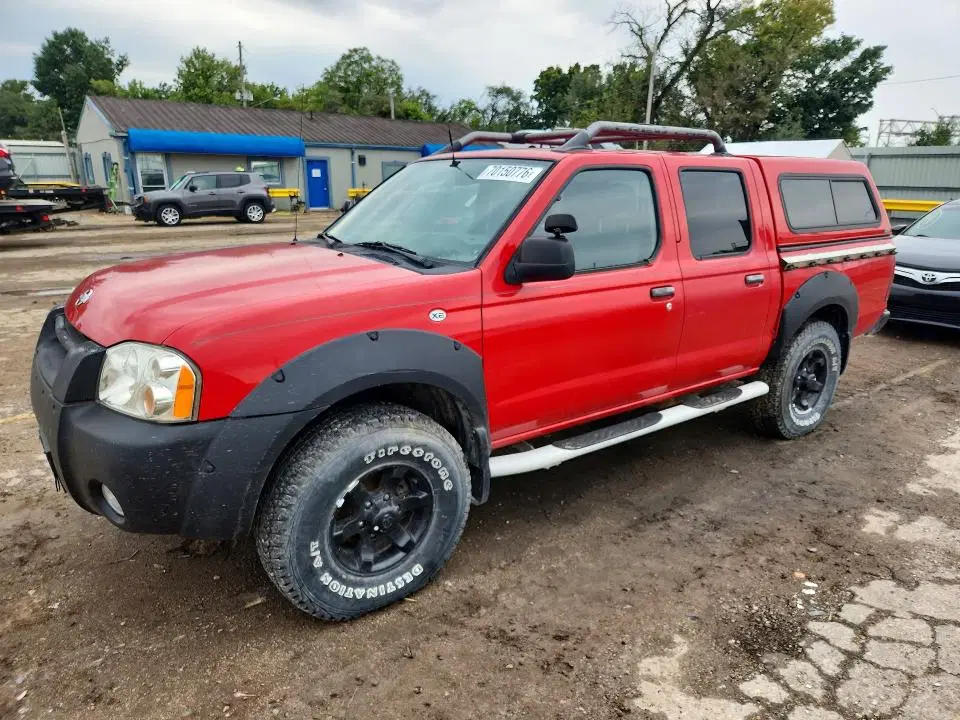 1N6ED27YX1C300854 — 2001 Nissan Frontier, естественный износ, фото до ремонта