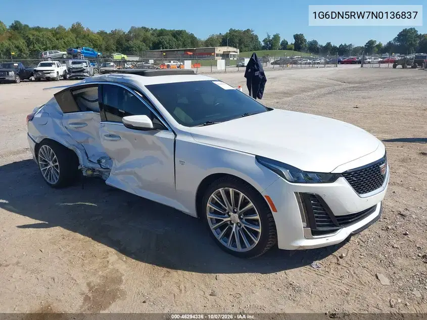 1G6DN5RW7N0136837 — 2022 Cadillac CT5, Правая сторона, фото до ремонта