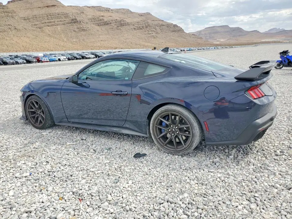 2024 Ford Mustang VIN 1FA6P8R01R5507826 фото 2