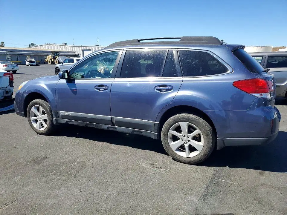 2014 Subaru Outback VIN 4S4BRBCC7E3216185 фото 2