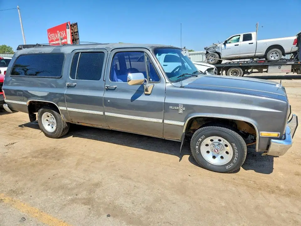 1988 CHEVROLET SUBURBAN VIN 1GNER16K9JF120346 фото 4