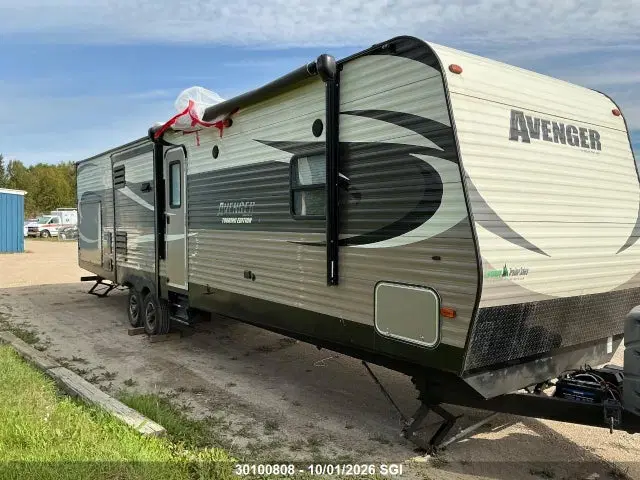 5ZT2AVXB6FB905137 — 2015 Primetime Avenger 32BHS, Roof Damage, фото до ремонта