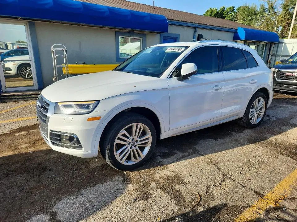 WA1CNAFY0J2059826 — 2018 Audi Q5, мелкие вмятины и царапины, фото до ремонта