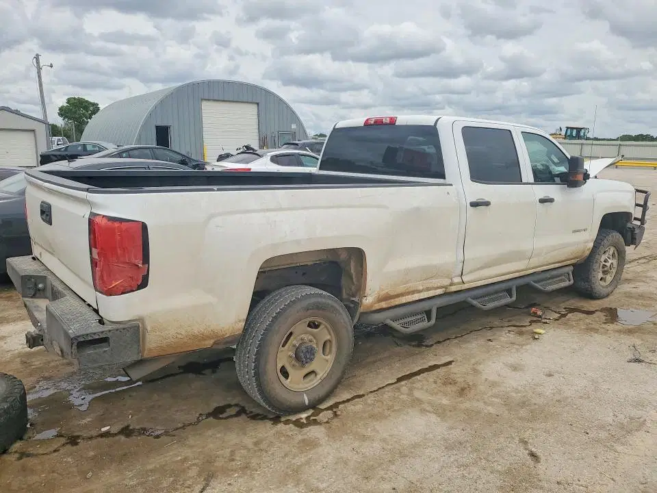 2019 CHEVROLET SILVERADO VIN 1GC1CREG0KF128079 фото 3
