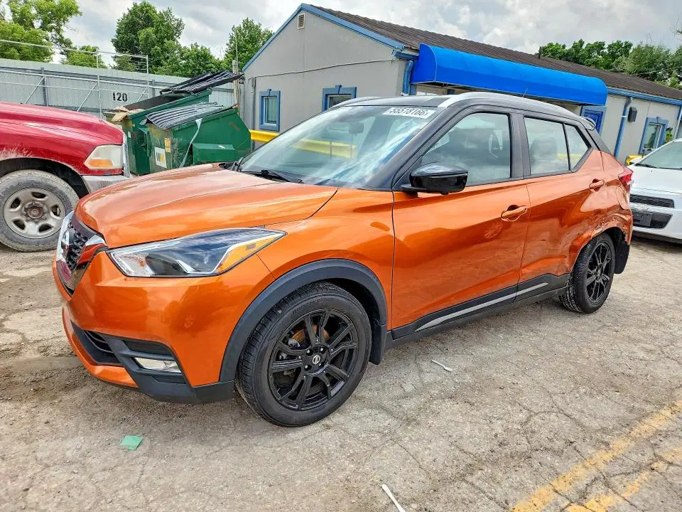 3N1CP5DV1LL570532 — 2020 Nissan Kicks, Боковая часть, фото до ремонта