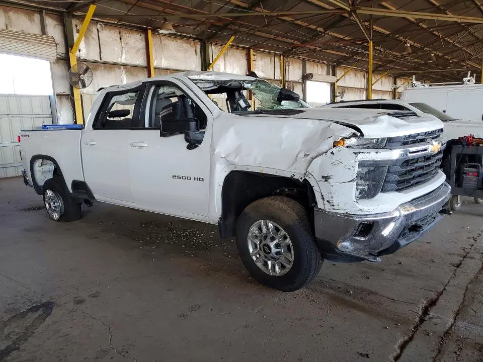 2025 Chevrolet Silverado VIN 2GC1KNEY1S1228168 фото 4