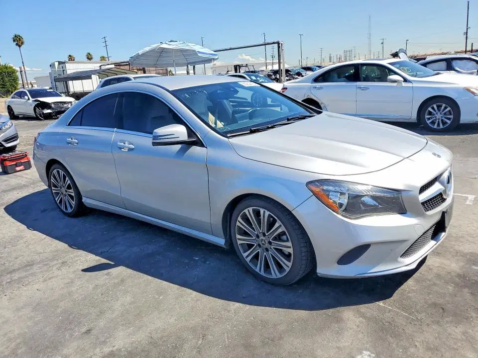 2018 Mercedes-Benz CLA VIN WDDSJ4EB2JN692151 фото 4