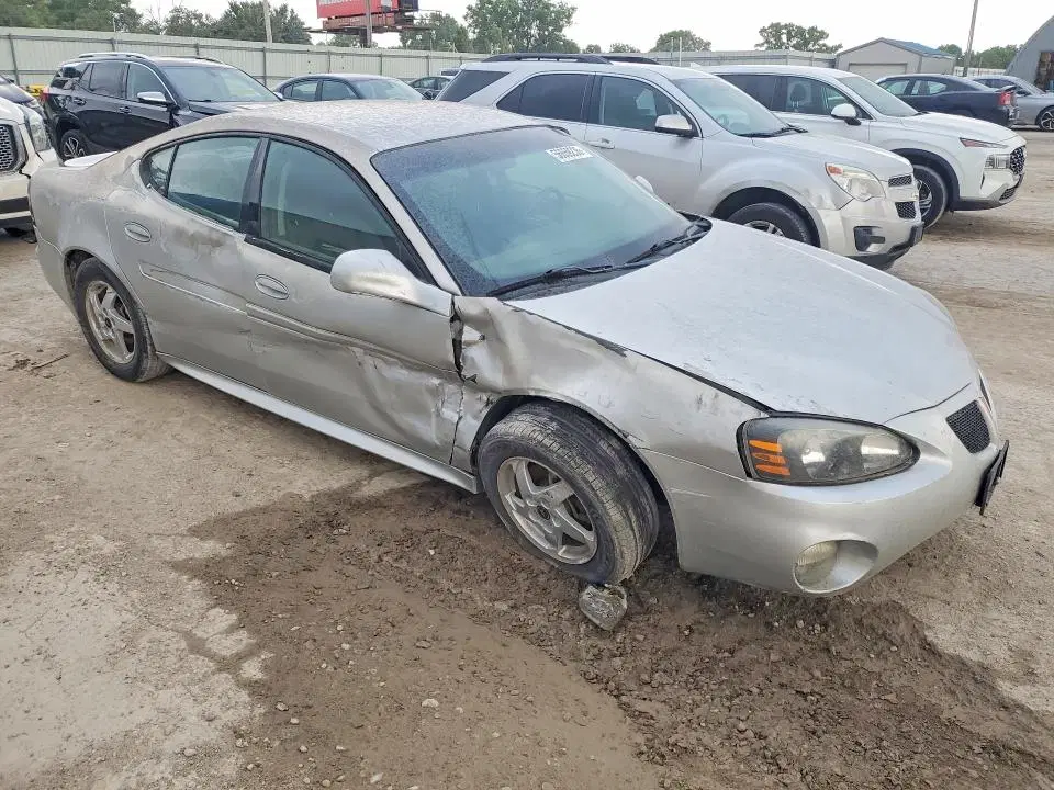 2004 PONTIAC GRAND PRIX VIN 2G2WS522341361544 фото 4