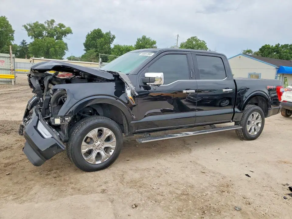 1FTFW1E8XPFA54362 — 2023 Ford F150, Передняя часть, фото до ремонта