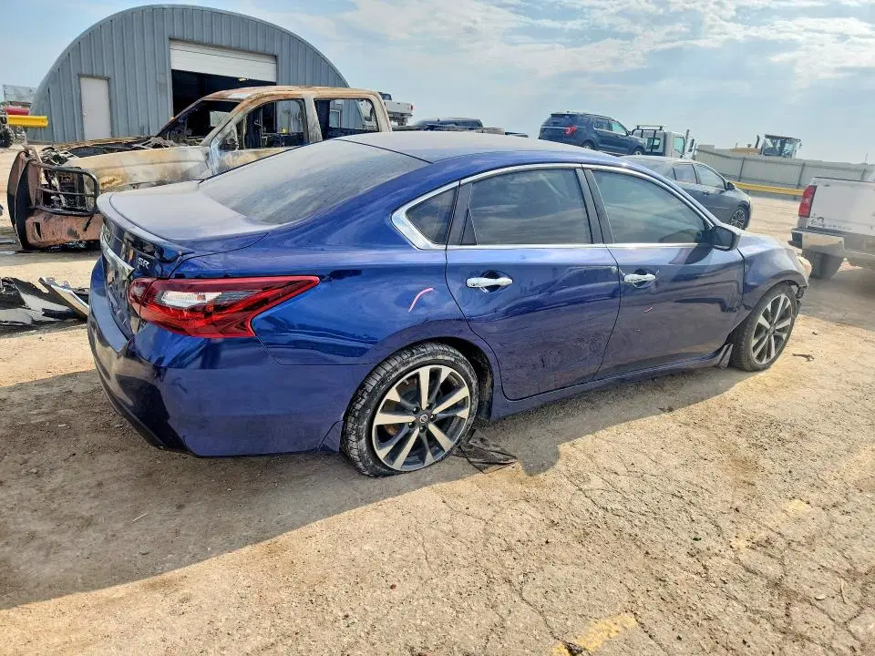2017 NISSAN ALTIMA VIN 1N4AL3AP8HC495377 фото 3