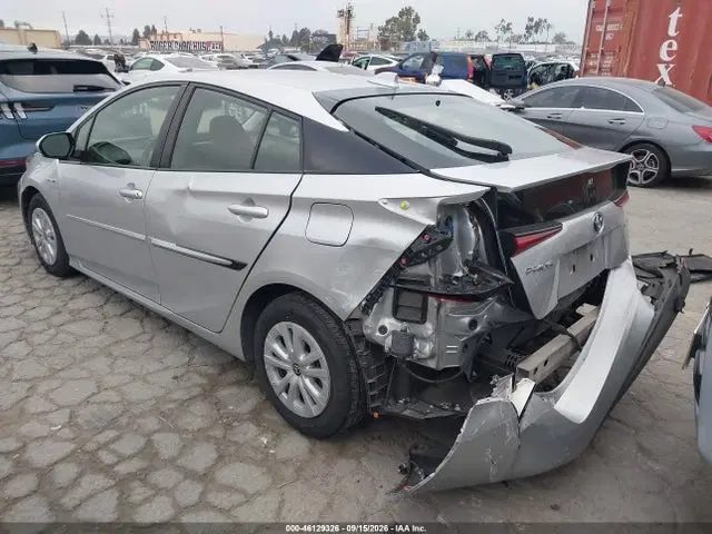 2020 Toyota Prius Le VIN JTDKARFU6L3121722 фото 3