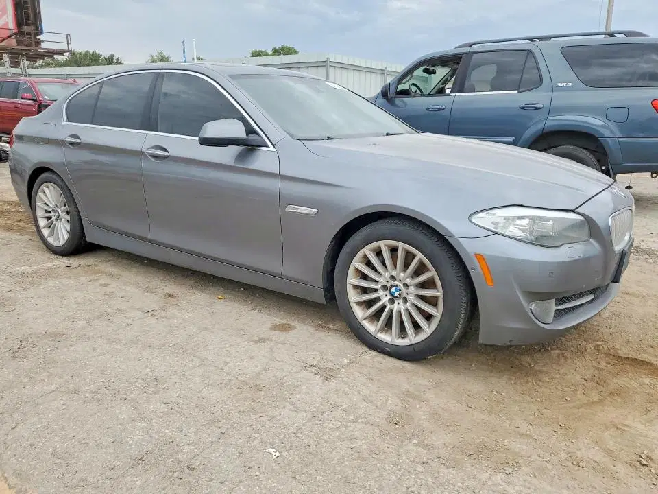 2013 BMW 535 VIN WBAFU7C57DDU69998 фото 4