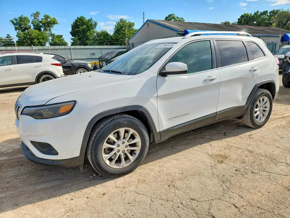 1C4PJLCB5KD312787 — 2019 Jeep Cherokee, Боковая часть, фото до ремонта