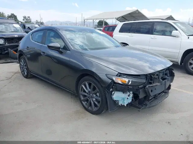 JM1BPALL3M1338234 — 2021 Mazda MAZDA3 Preferred, Передняя часть слева (Left Front), фото до ремонта