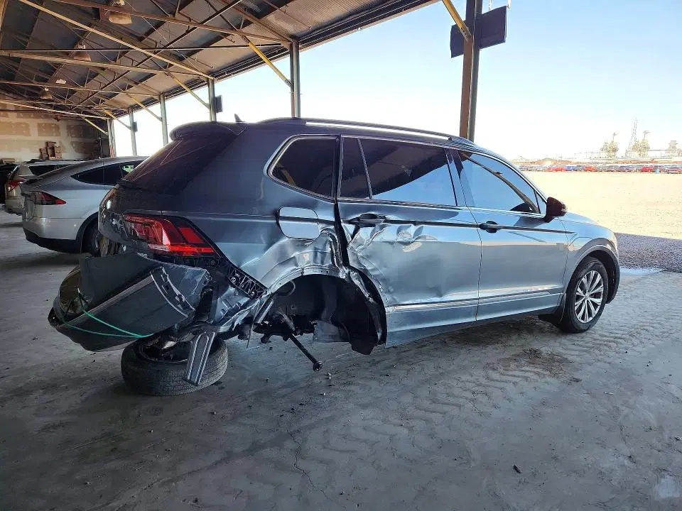2018 Volkswagen Tiguan VIN 3VV2B7AXXJM069155 фото 3