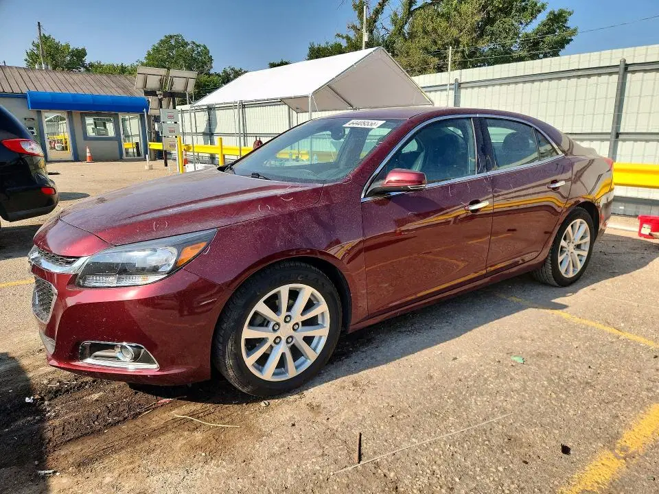 1G11F5SLXFF169965 — 2015 Chevrolet Malibu, Задняя часть, фото до ремонта