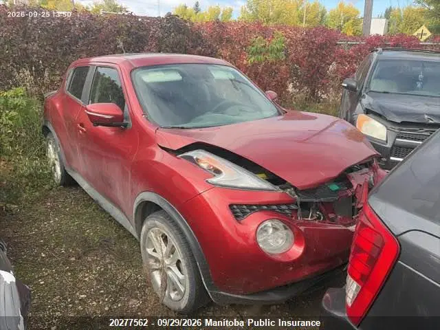 JN8AF5MV9GT653459 — 2016 Nissan Juke SL, Передняя часть, фото до ремонта