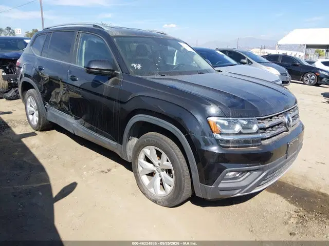 1V2KR2CA6JC562627 — 2018 Volkswagen Atlas 3.6L V6 SE, Правый бок (Right Side), фото до ремонта