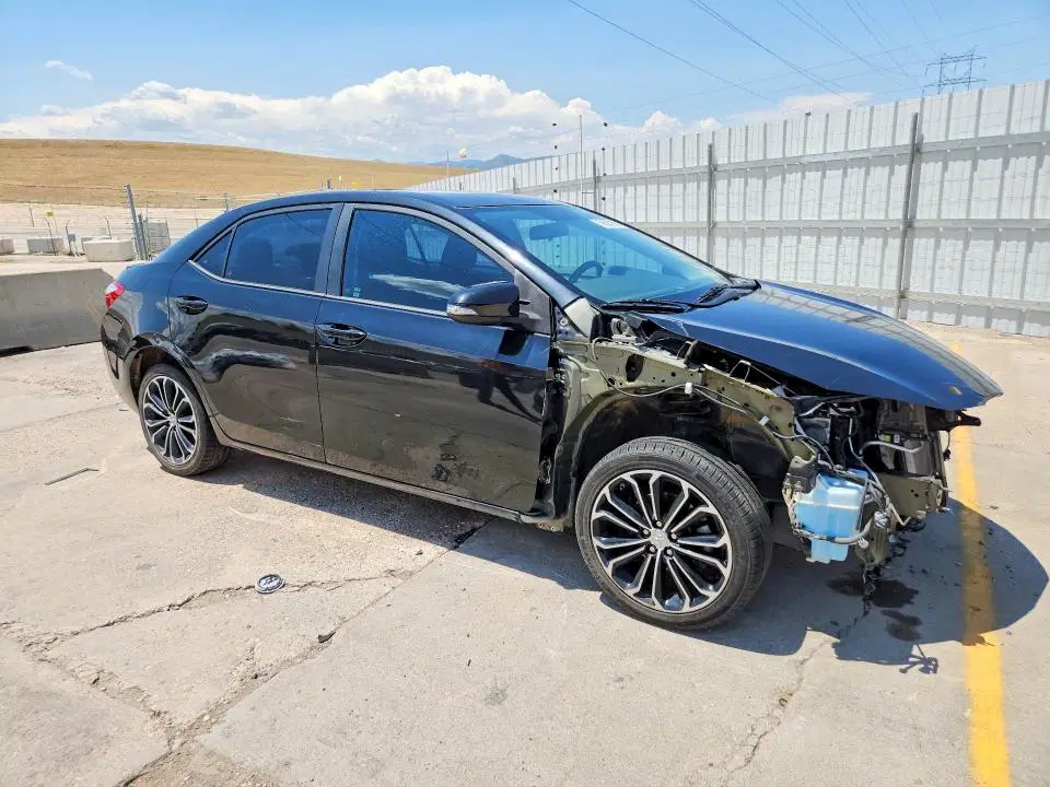 2015 Toyota Corolla VIN 5YFBURHE0FP204300 фото 4