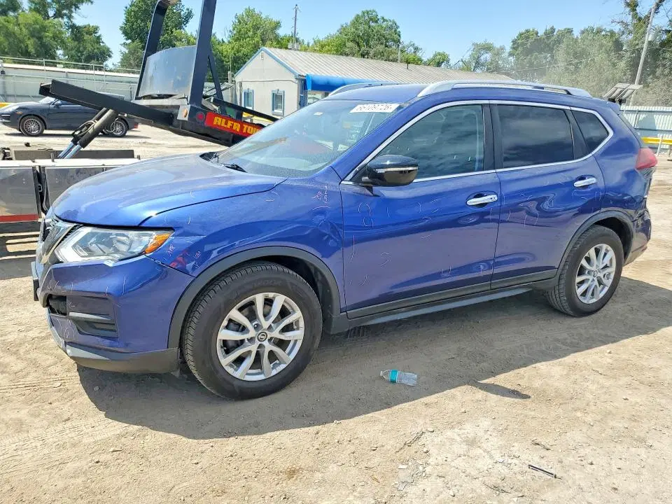 KNMAT2MT7JP508681 — 2018 Nissan Rogue, Передняя часть, фото до ремонта