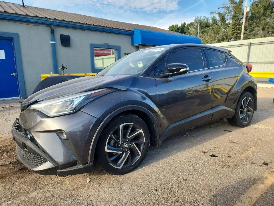 NMTKHMBX2NR141688 — 2022 Toyota C-HR, Передняя часть, фото до ремонта