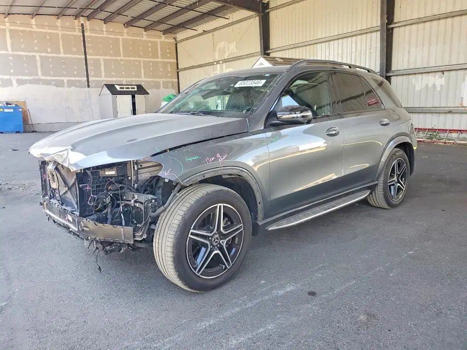 4JGFB4FE1RB230142 — 2024 Mercedes-Benz GLE, задняя часть, фото до ремонта