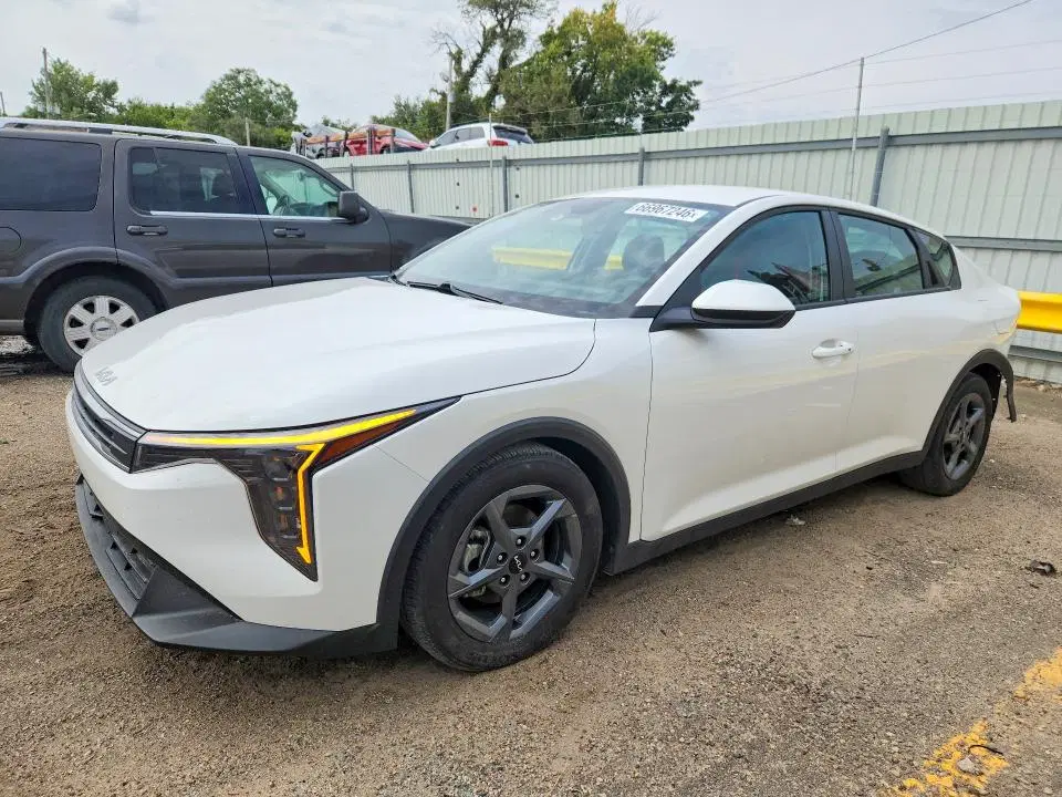 2025 KIA K4 VIN 3KPFT4DE4SE019403 фото 3