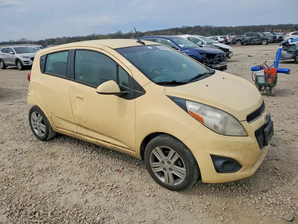 2014 CHEVROLET SPARK VIN KL8CD6S99EC546973 фото 4