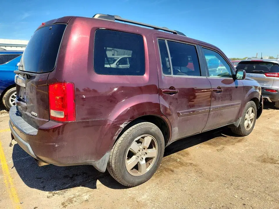 2011 HONDA PILOT VIN 5FNYF4H69BB010113 фото 3