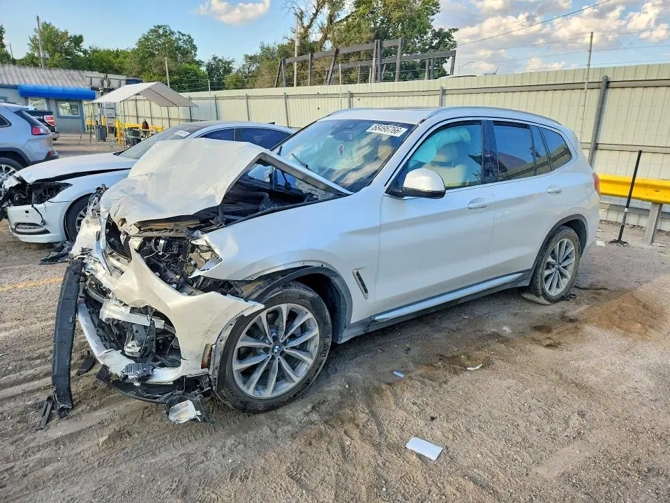 5UXTR9C53KLP96807 — 2019 BMW X3, Передняя часть, фото до ремонта