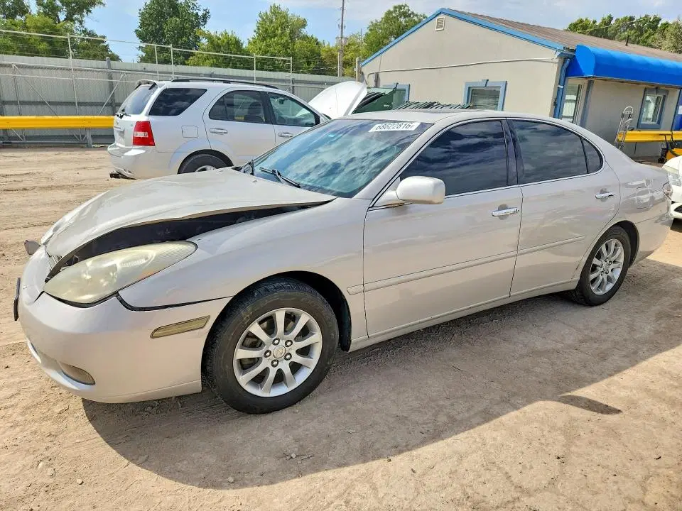 JTHBF30G925000766 — 2002 Lexus ES, Передняя часть, фото до ремонта