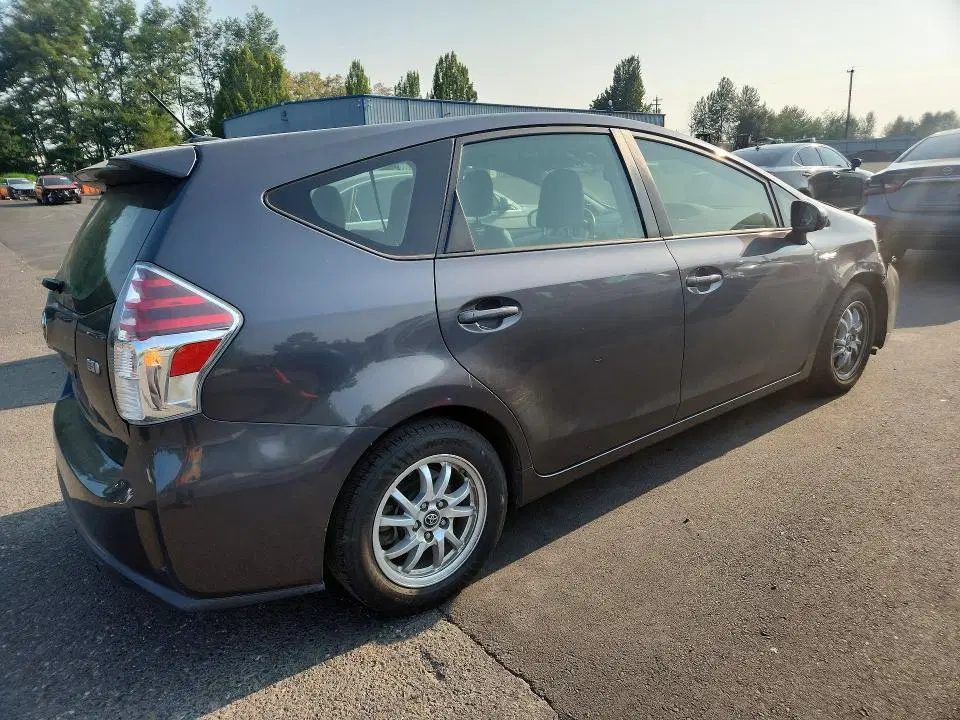 2016 Toyota PRIUS V VIN JTDZN3EU8GJ042460 фото 3
