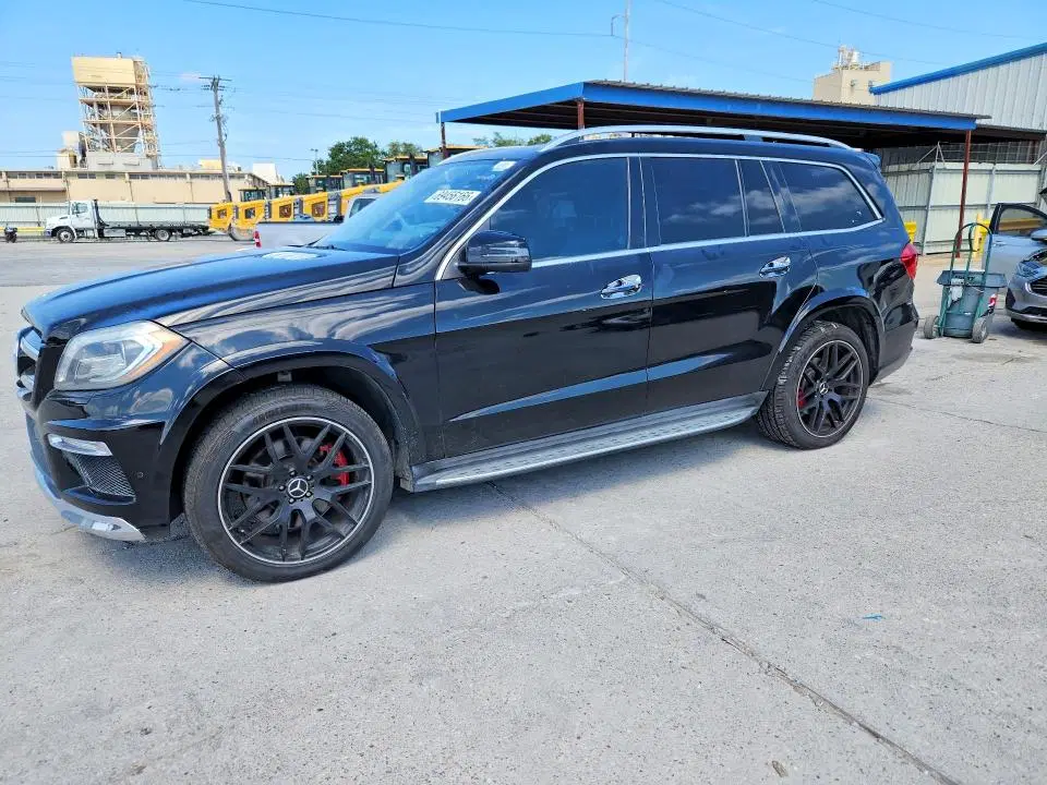 4JGDF7DE6FA465539 — 2015 Mercedes-Benz GL, Мелкие вмятины и царапины, фото до ремонта