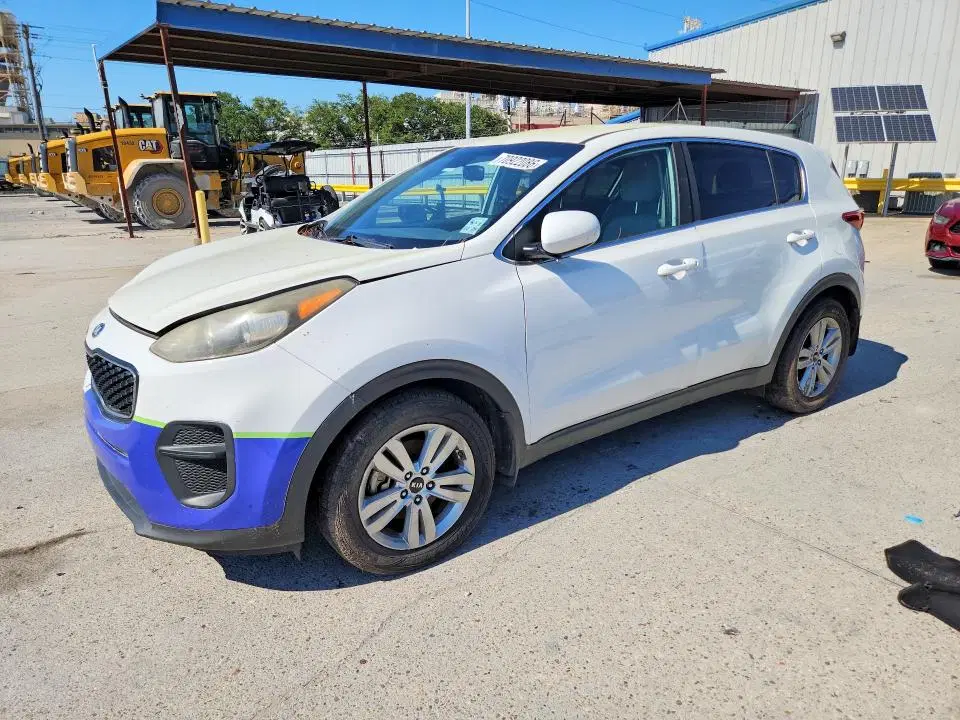 KNDPM3AC8H7231437 — 2017 Kia Sportage, Мелкие вмятины и царапины, фото до ремонта