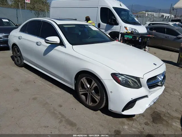WDDZF4JB8JA390649 — 2018 Mercedes-Benz E 300, Repossession, фото до ремонта