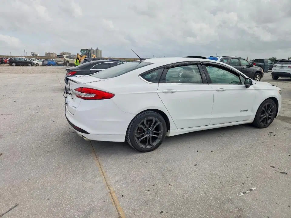 2018 FORD FUSION VIN 3FA6P0LU8JR116378 фото 4