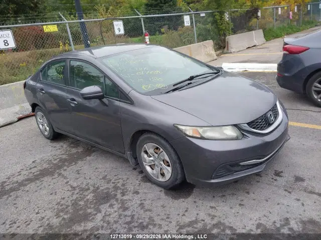 2HGFB2F48FH017094 — 2015 Honda Civic LX, Задняя часть, фото до ремонта