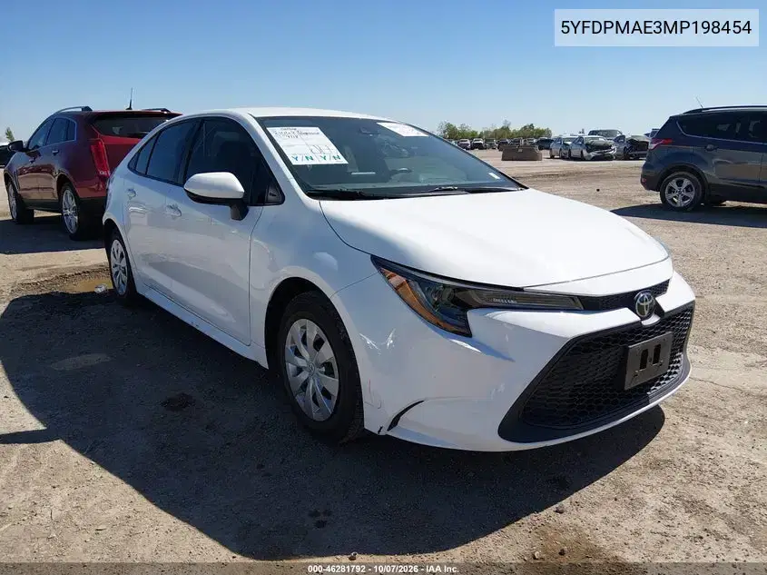 5YFDPMAE3MP198454 — 2021 Toyota Corolla, Задняя часть, фото до ремонта