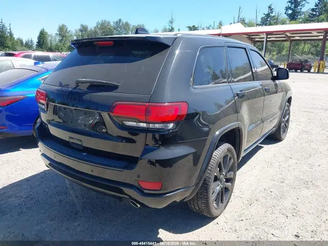 2017 Jeep Grand Cherokee Altitude 4x4 VIN 1C4RJFAG4HC818179 фото 4