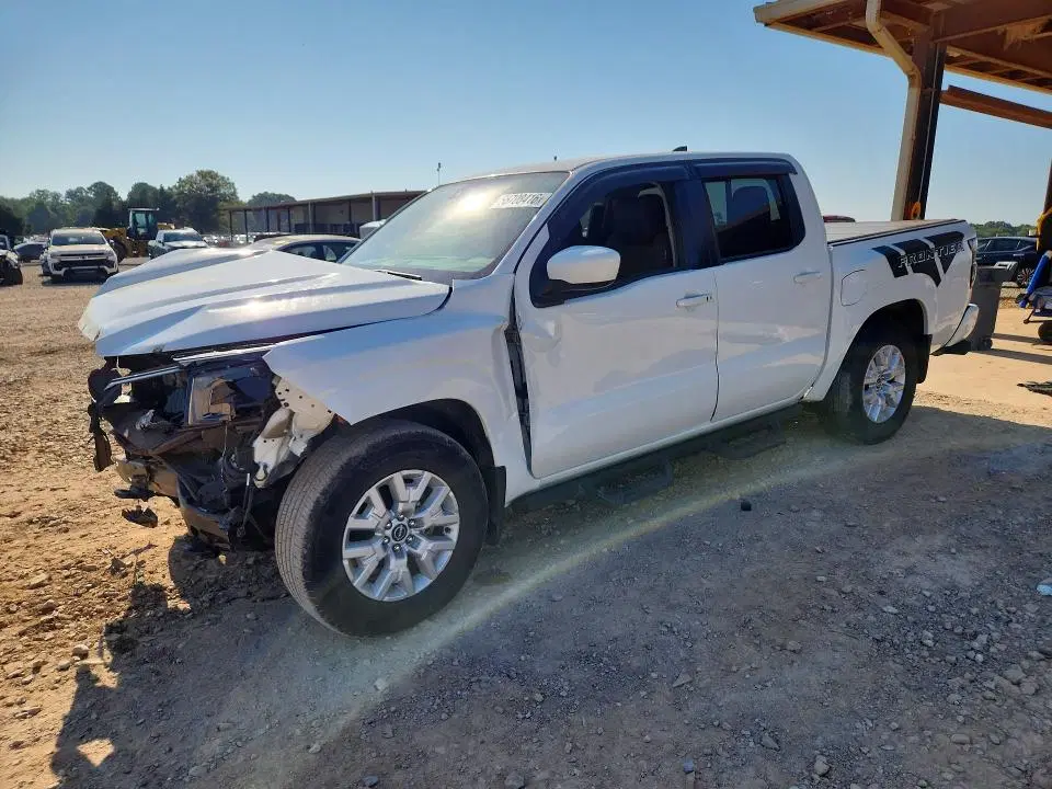 1N6ED1EK6NN618957 — 2022 Nissan Frontier, передняя часть, фото до ремонта