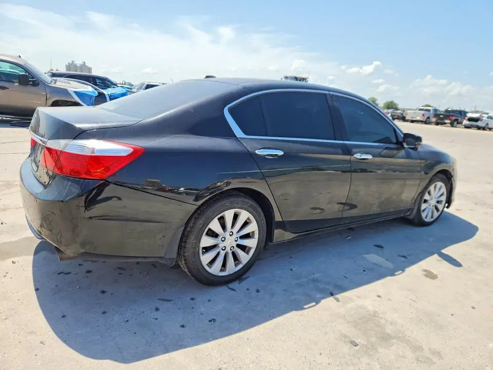 2015 HONDA ACCORD VIN 1HGCR3F85FA025868 фото 3
