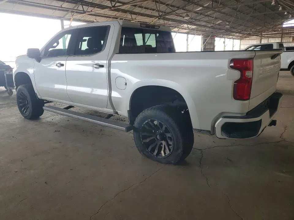 2019 Chevrolet Silverado VIN 1GCUYHEL7KZ244786 фото 2