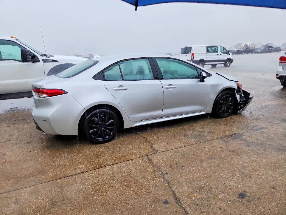 2024 TOYOTA COROLLA VIN 5YFB4MDE8RP128368 фото 3