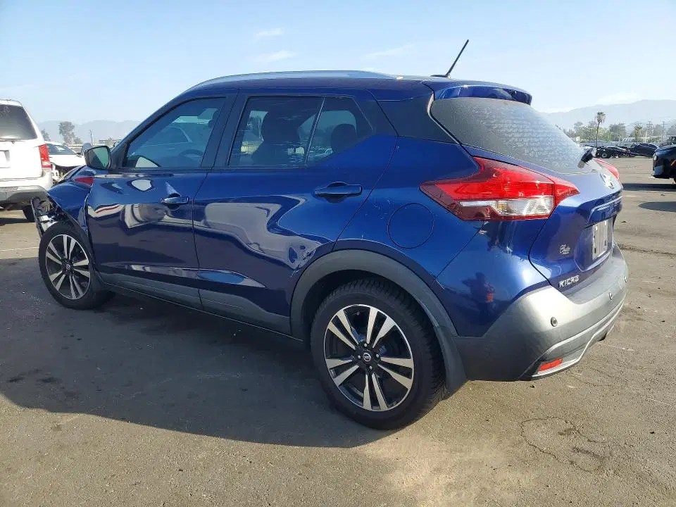 2020 Nissan Kicks VIN 3N1CP5CV9LL516770 фото 2