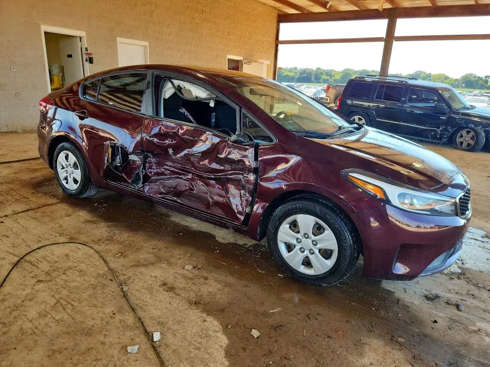 2017 KIA FORTE VIN 3KPFK4A72HE131618 фото 4
