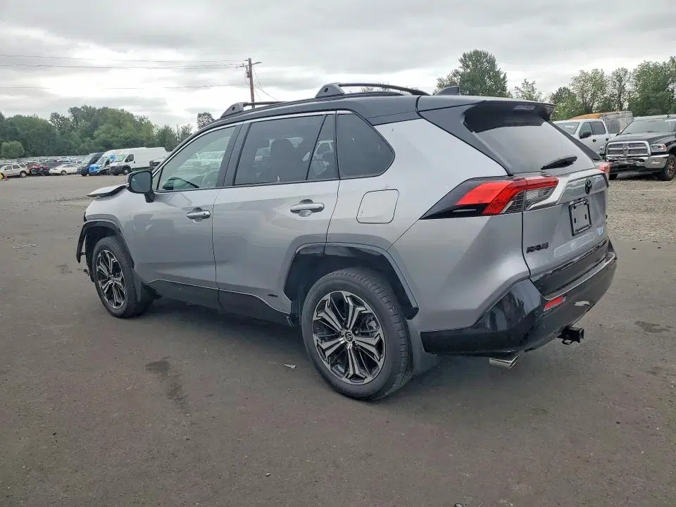 2025 Toyota RAV4 VIN JTMFB3FV4SD249566 фото 2