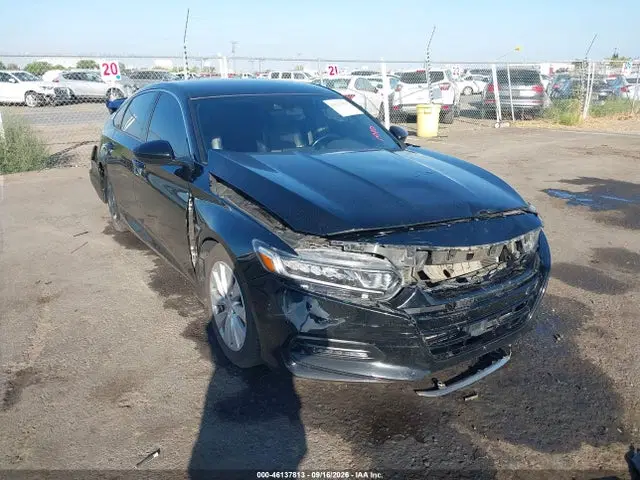 1HGCV1F31JA224400 — 2018 Honda Accord Sport, Задняя часть, фото до ремонта