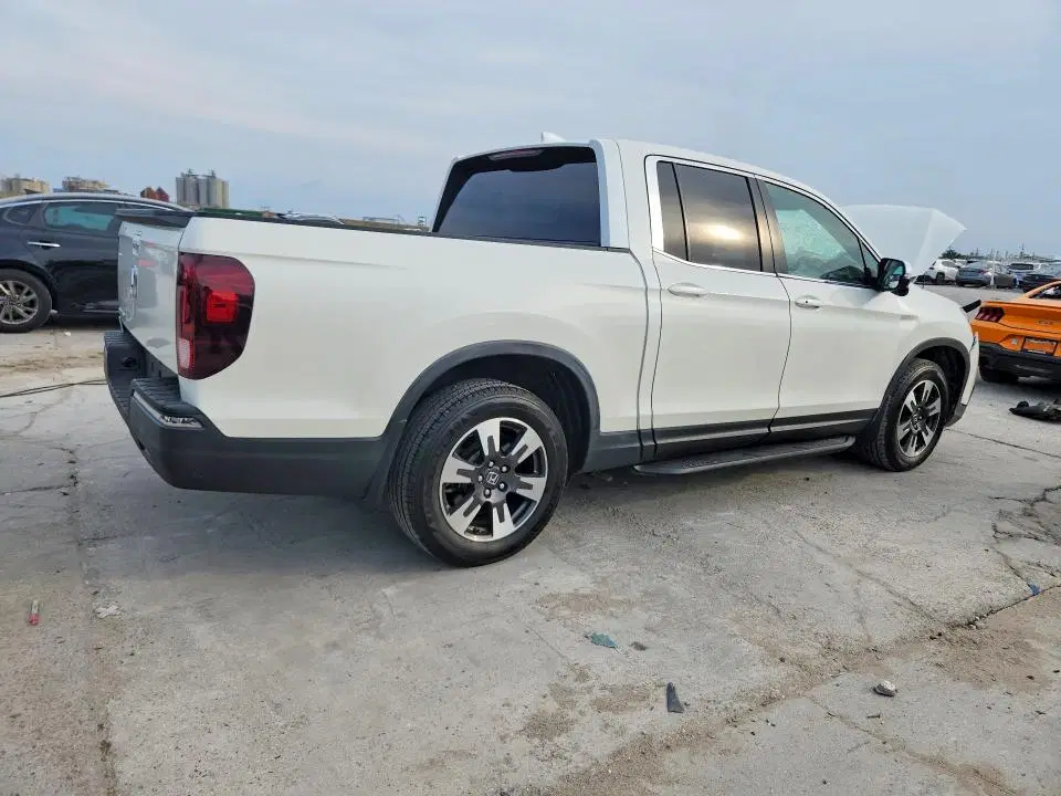 2018 HONDA RIDGELINE VIN 5FPYK2F63JB003196 фото 3