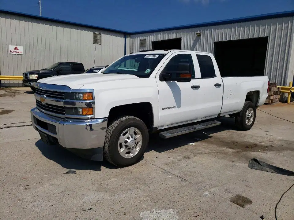 1GC2CUEG2GZ317605 — 2016 Chevrolet Silverado, Задняя часть, фото до ремонта